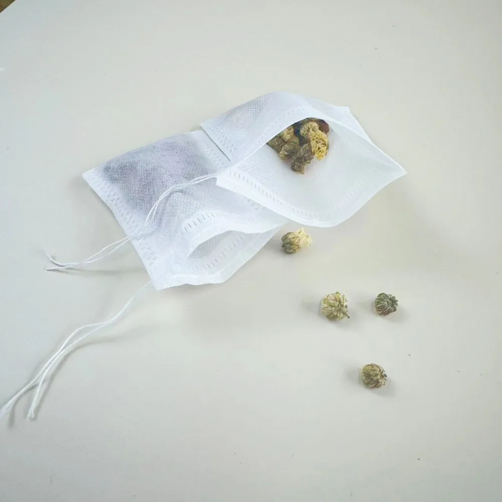 Duże puste torebki herbaty